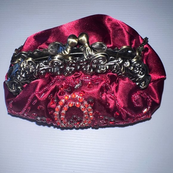 Red Vintage Style Clutch Wristlet Bag With Beads & Gems Detail - Picture 7 of 10